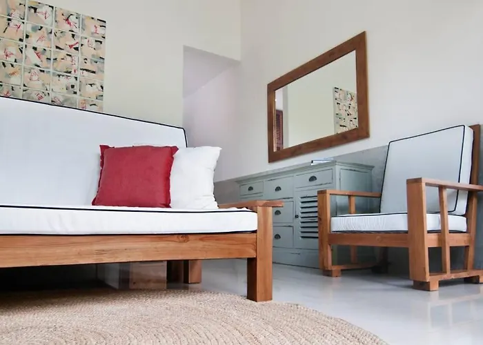 2br Violetta - Minggu - Special Bonus Kerobokan